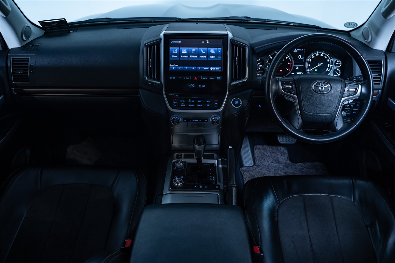 2017 Toyota Landcruiser