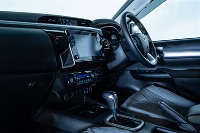 2022 Toyota Hilux - Thumbnail