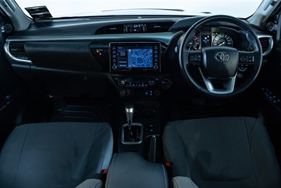 2022 Toyota Hilux - Thumbnail