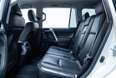 2018 Toyota Landcruiser Prado - Thumbnail