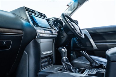 2018 Toyota Landcruiser Prado - Thumbnail