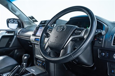 2018 Toyota Landcruiser Prado - Thumbnail
