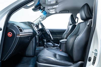 2018 Toyota Landcruiser Prado - Thumbnail