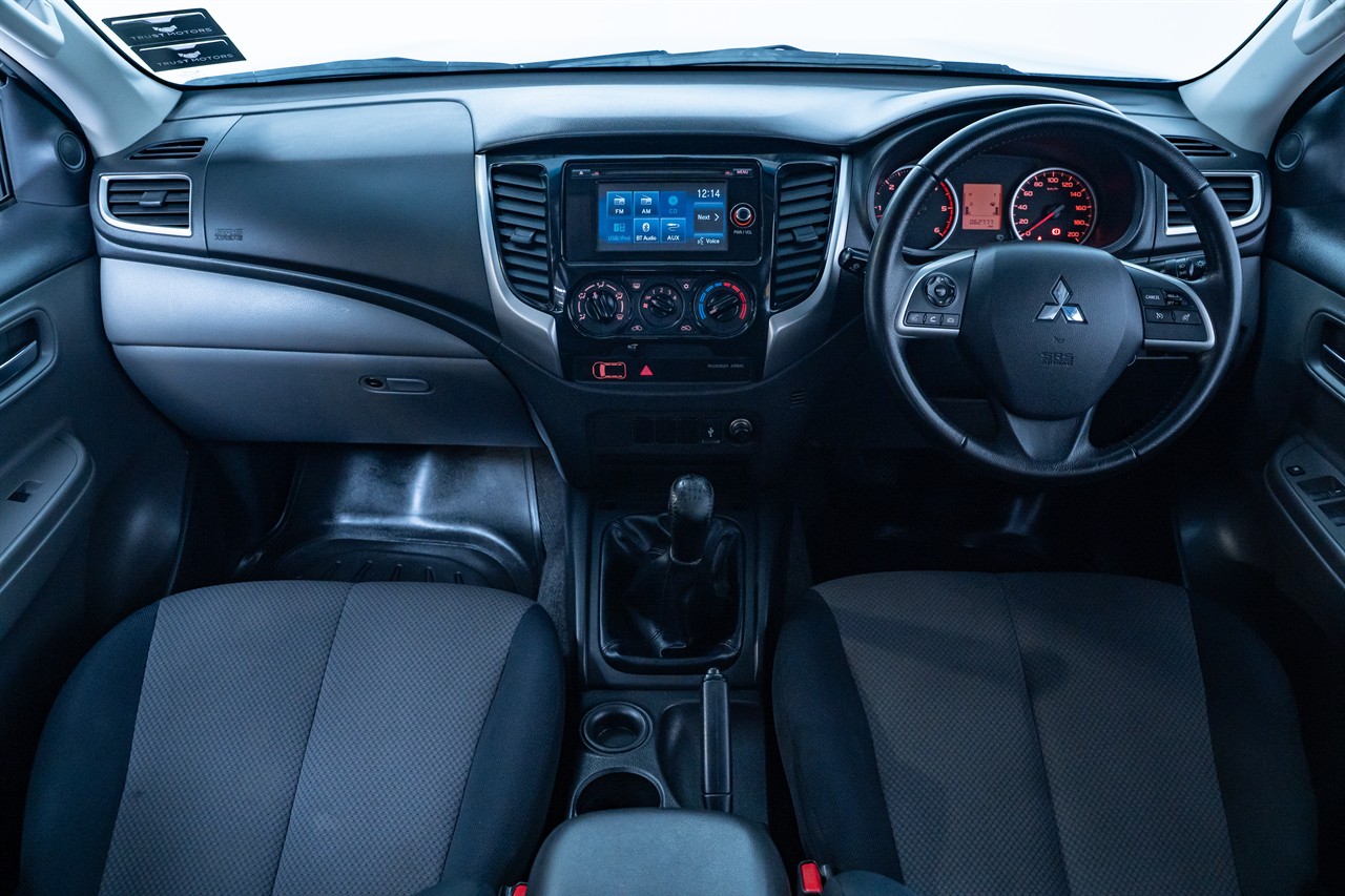 2016 Mitsubishi Triton