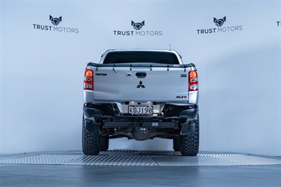 2016 Mitsubishi Triton - Thumbnail