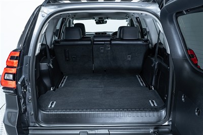 2018 Toyota Landcruiser Prado - Thumbnail