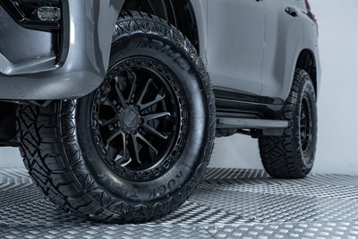 2018 Toyota Landcruiser Prado - Thumbnail