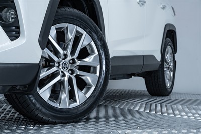 2021 Toyota Rav4 - Thumbnail