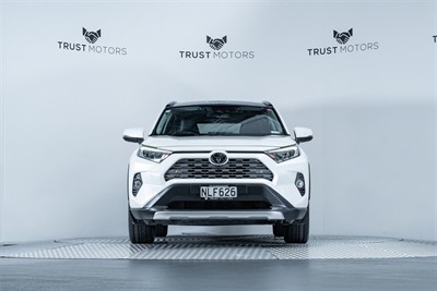 2021 Toyota Rav4 - Thumbnail