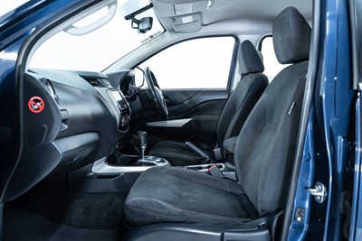 2019 Nissan Navara - Thumbnail