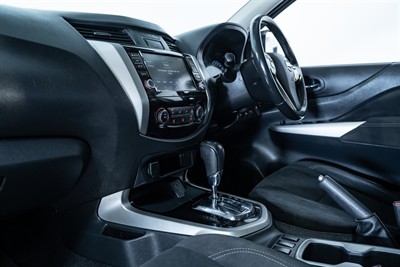 2019 Nissan Navara - Thumbnail