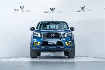 2019 Nissan Navara - Thumbnail