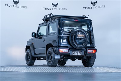 2021 Suzuki Jimny - Thumbnail