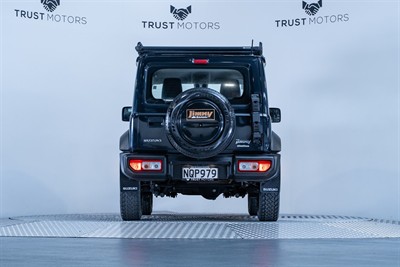 2021 Suzuki Jimny - Thumbnail