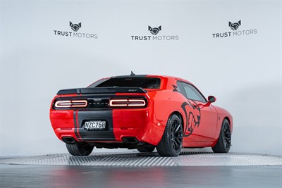2015 Dodge Challenger - Thumbnail