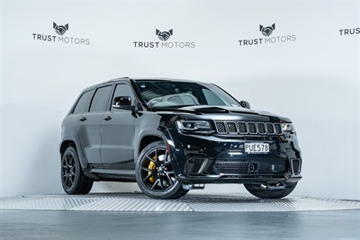 2019 Jeep Grand Cherokee - Thumbnail