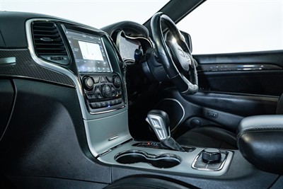 2019 Jeep Grand Cherokee - Thumbnail
