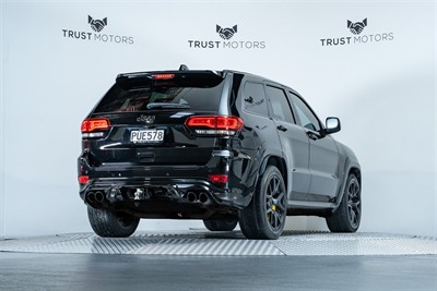 2019 Jeep Grand Cherokee - Thumbnail