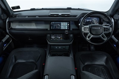 2020 Land Rover Defender - Thumbnail