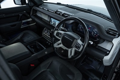 2020 Land Rover Defender - Thumbnail