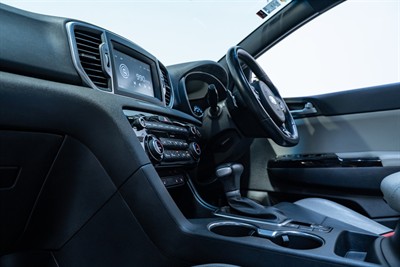 2018 Kia Sportage - Thumbnail