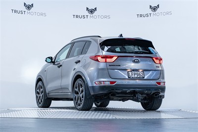 2018 Kia Sportage - Thumbnail