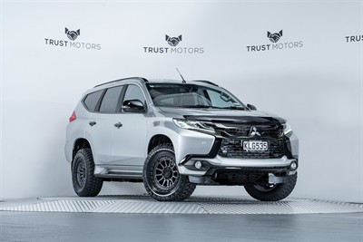 2017 Mitsubishi Pajero Sport - Image Coming Soon