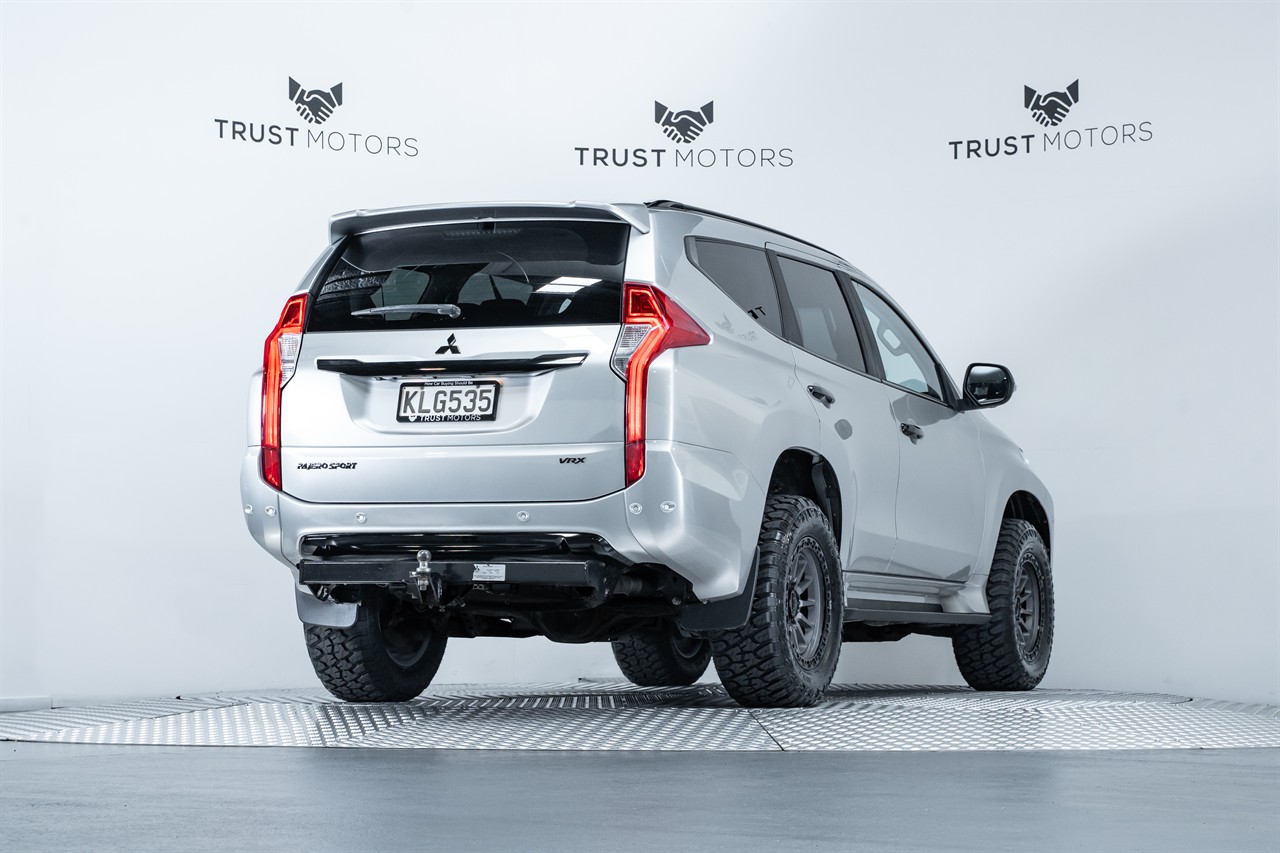 2017 Mitsubishi Pajero Sport