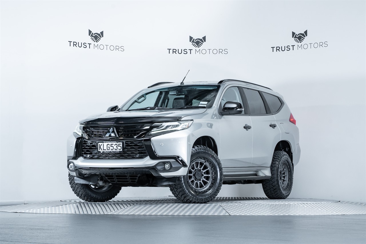 2017 Mitsubishi Pajero Sport