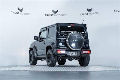 2022 Suzuki Jimny - Thumbnail