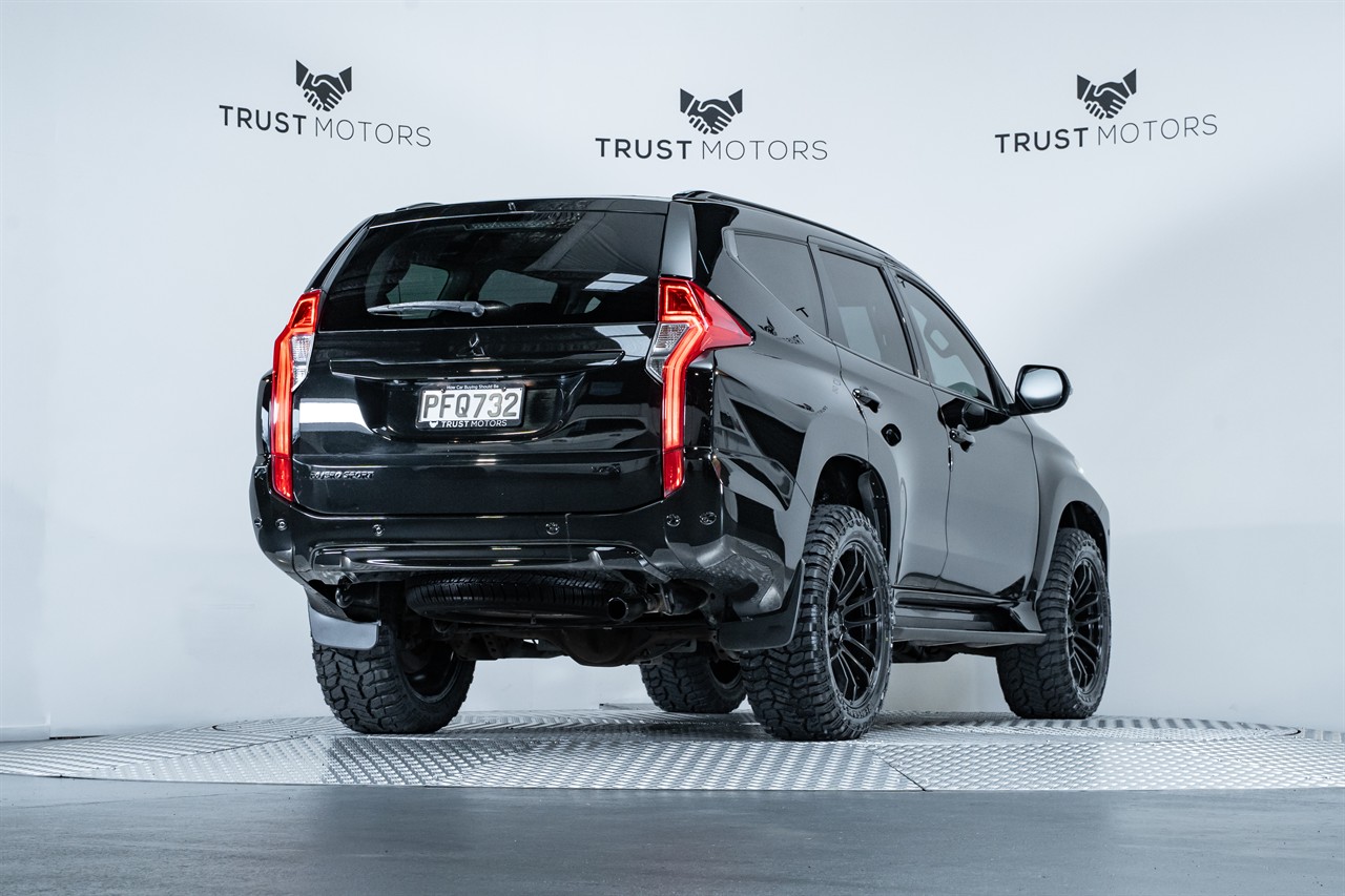 2016 Mitsubishi Pajero Sport