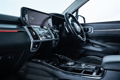 2020 Kia Sorento - Thumbnail