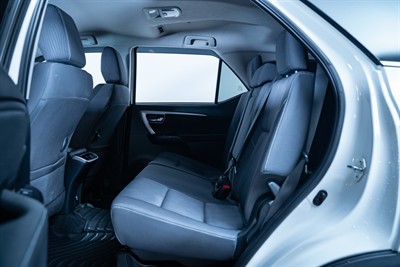 2021 Toyota Fortuner - Thumbnail