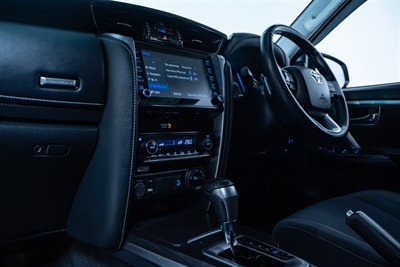 2021 Toyota Fortuner - Thumbnail