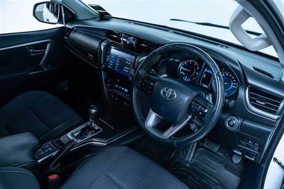 2021 Toyota Fortuner - Thumbnail