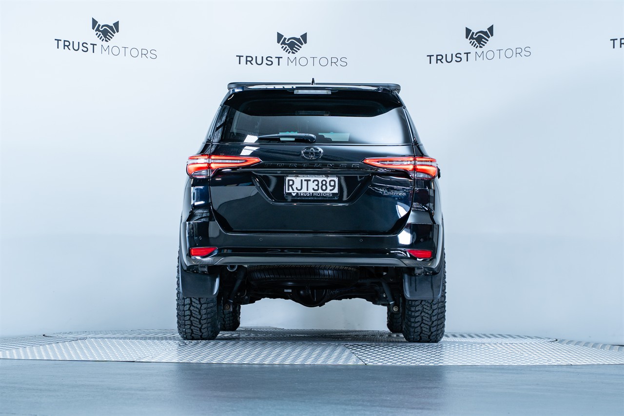 2021 Toyota Fortuner