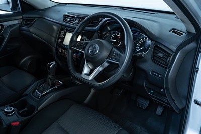 2021 Nissan X-Trail - Thumbnail