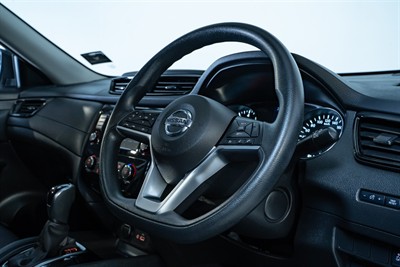 2021 Nissan X-Trail - Thumbnail