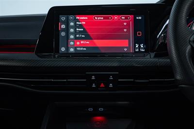 2022 Volkswagen Golf - Thumbnail