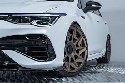 2022 Volkswagen Golf - Thumbnail