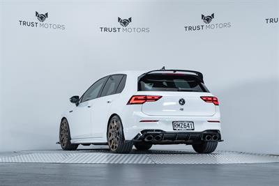 2022 Volkswagen Golf - Thumbnail