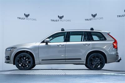 2015 Volvo Xc90 - Thumbnail