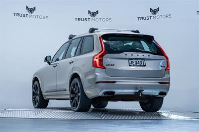 2015 Volvo Xc90 - Thumbnail