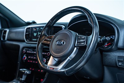 2018 Kia Sportage - Thumbnail