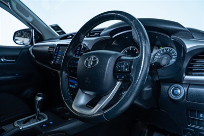 2021 Toyota Hilux - Thumbnail