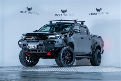 2021 Toyota Hilux - Thumbnail