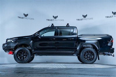2021 Toyota Hilux - Thumbnail