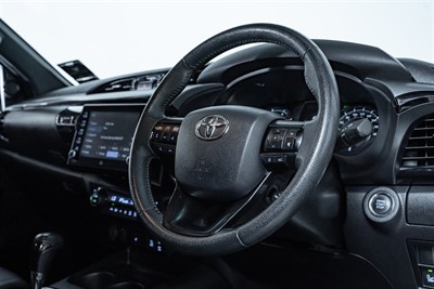 2023 Toyota Hilux - Thumbnail