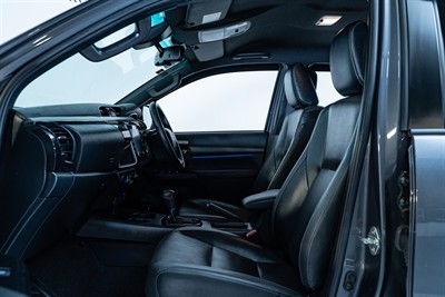 2021 Toyota Hilux - Thumbnail