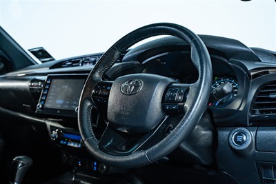 2021 Toyota Hilux - Thumbnail
